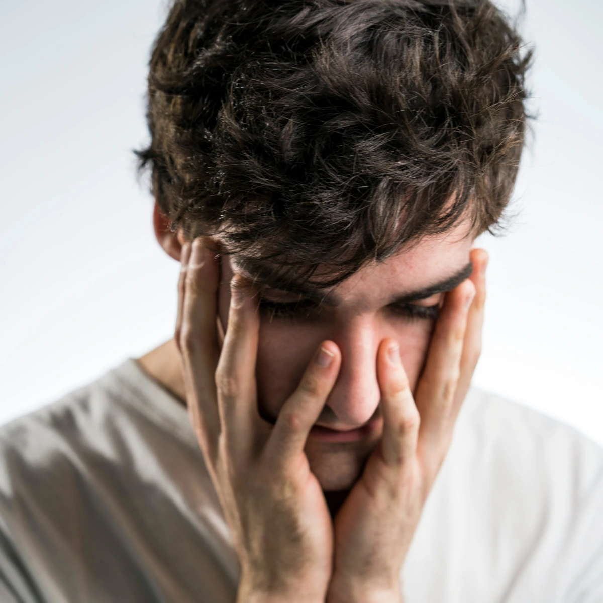 Tinnitus: qué es, por qué aparece y cómo puede ayudarte un audioprotesista
